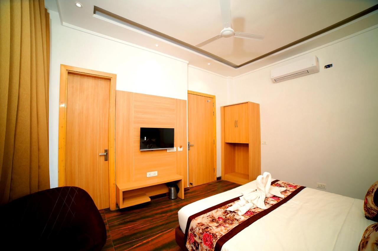 Hotel Diamond View อัมริตสา ภายนอก รูปภาพ