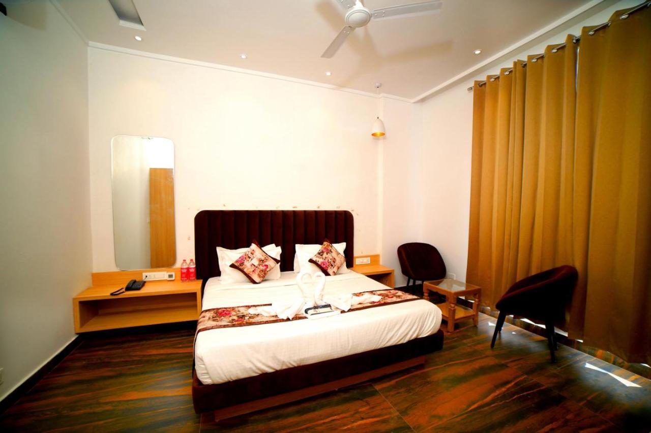 Hotel Diamond View อัมริตสา ภายนอก รูปภาพ