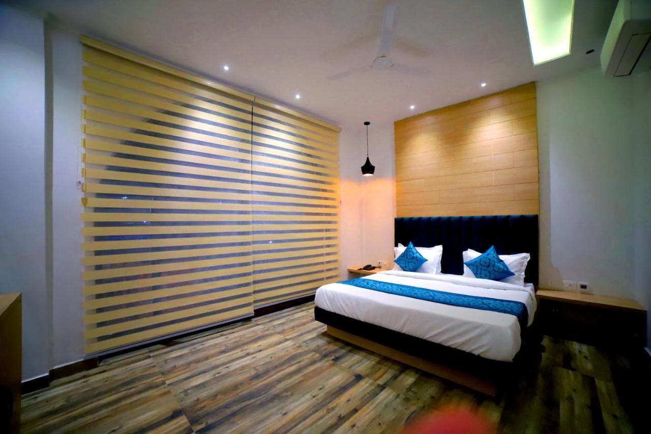 Hotel Diamond View อัมริตสา ภายนอก รูปภาพ
